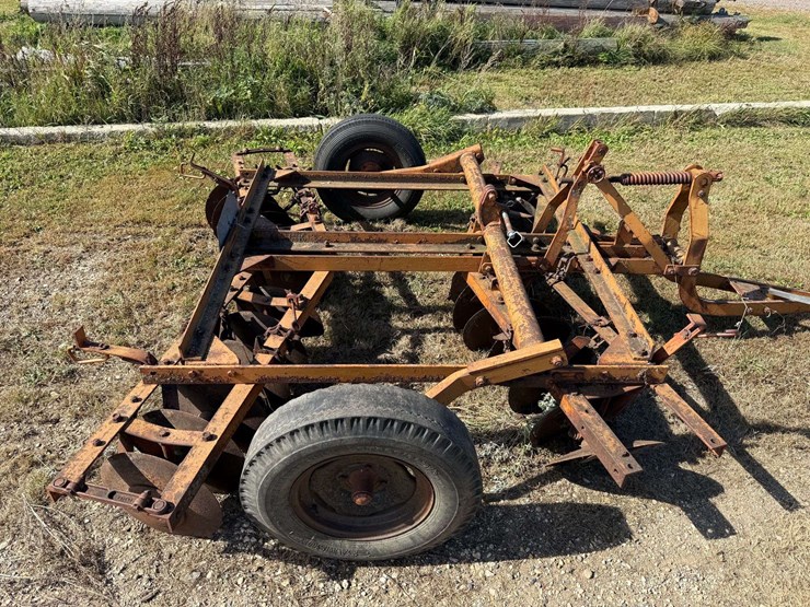 8’-tandem-disk,-no-cylinder,-needs-work,-loading-is-available.-this-item-is-located-in-south-dakota,-image-7