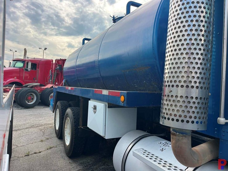 1997-kenworth-t800-image-6
