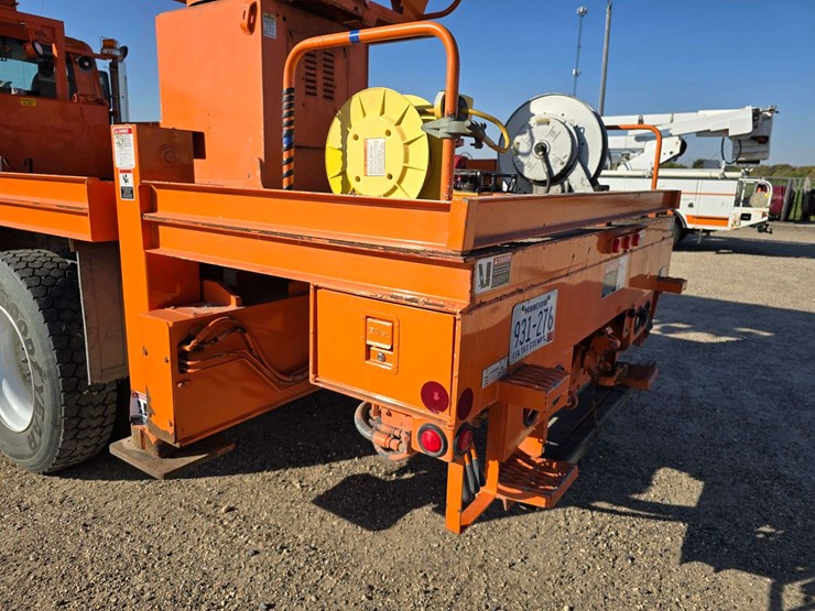 2006-international-durastar-4400-image-55