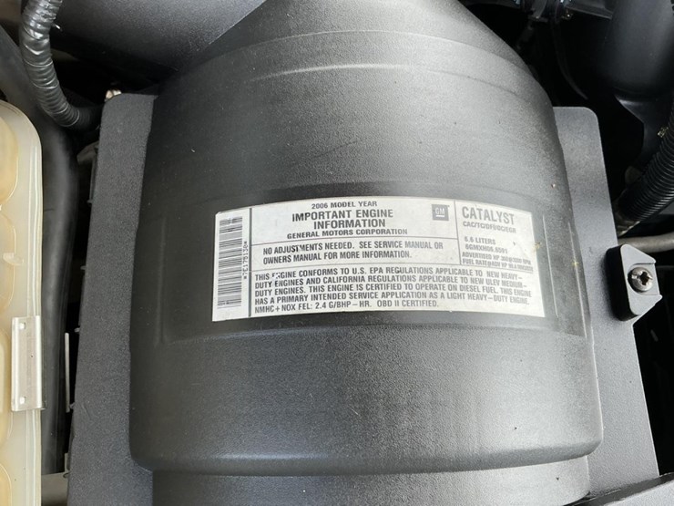2007-chevrolet-3500-image-65