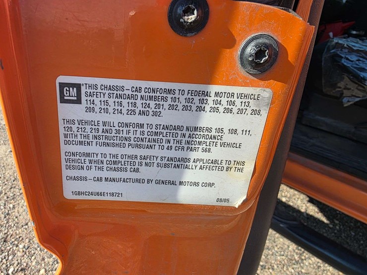 2006-chevrolet-2500hd-image-23