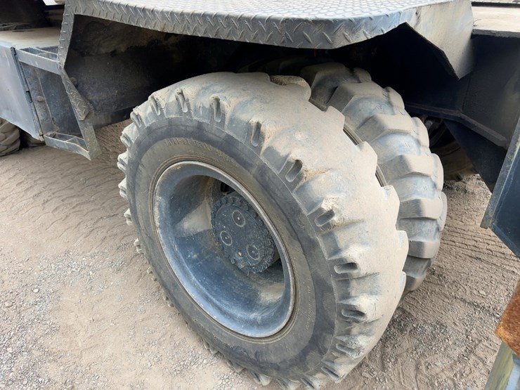 1995-daewoo-dh200w-image-17