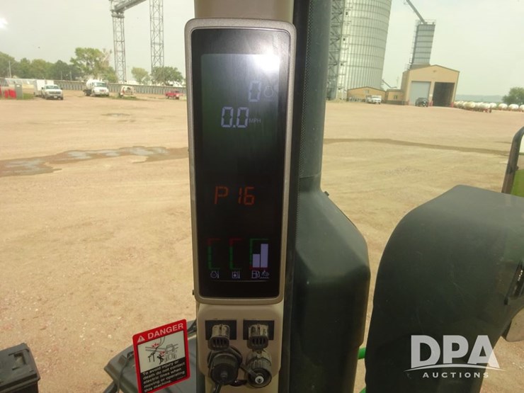 2019-john-deere-f4365-image-120