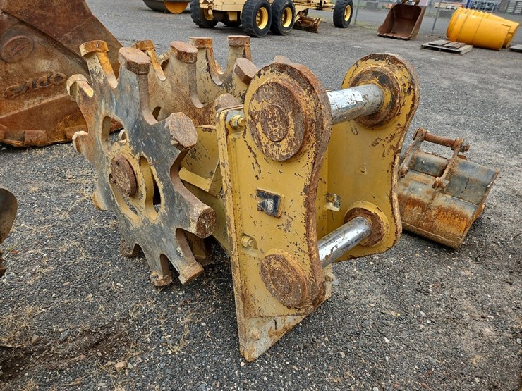 rockland-30"-padfoot-compactor-wheel-image-3