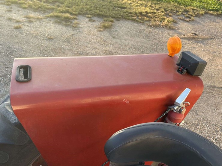 1971-farmall-656-hydro-diesel-tractor,-fenders,-wf,-540-pto,-3pt,-2-hyd,-16.9-38-rears,-7.50-16-fron-image-27