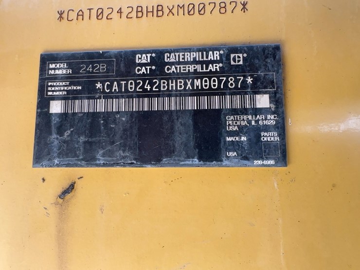 2004-caterpillar-242b-image-17