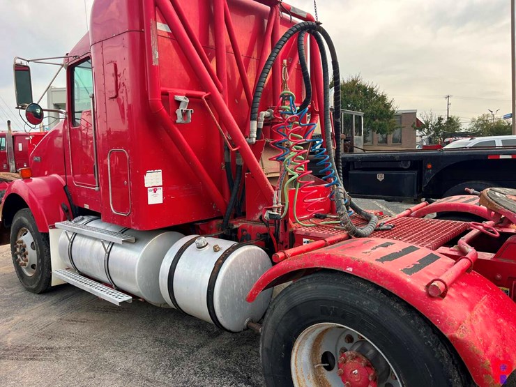2009-kenworth-t800-image-5