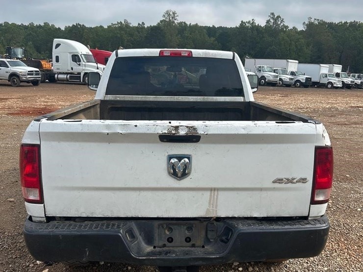 2013-ram-2500-hd-image-5