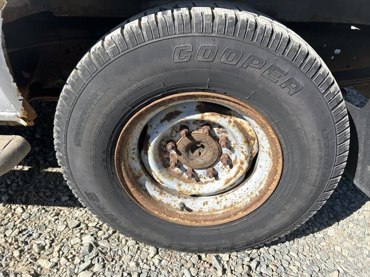2014-ford-e250-image-61
