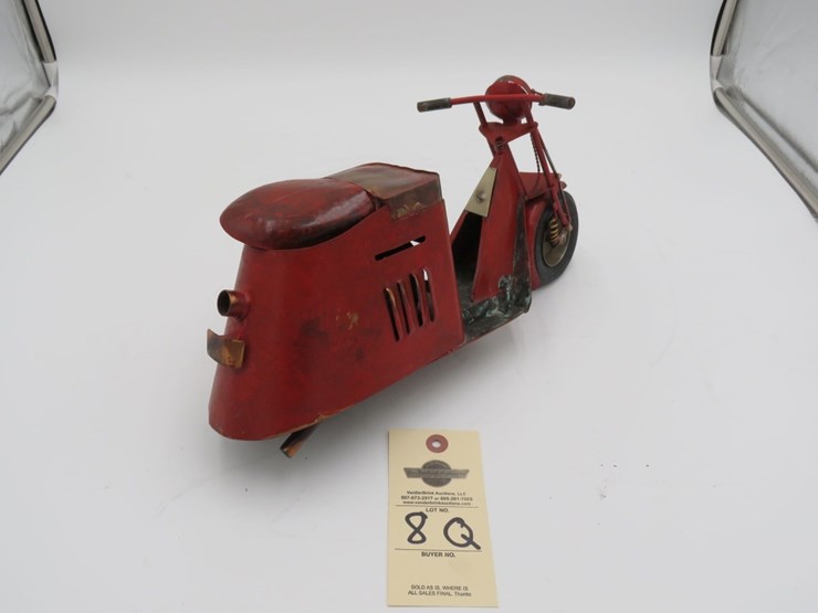 pressed-steel-cushman-scooter-image-4