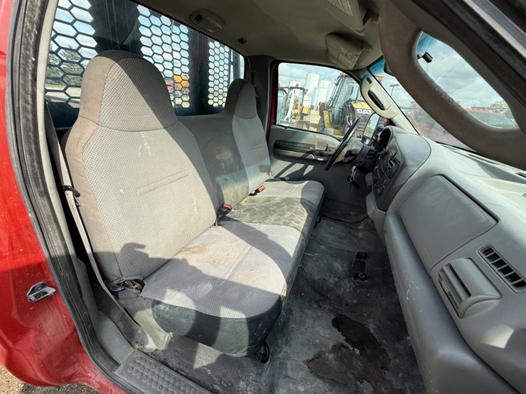 2006-ford-f450-xl-image-65