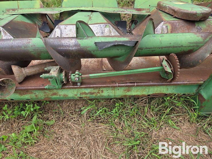 john-deere-444-image-10