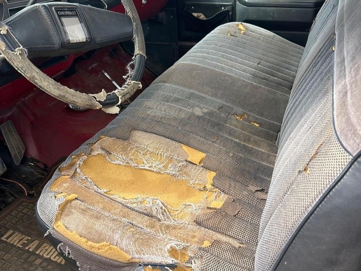 1986-chevrolet-silverado-image-18