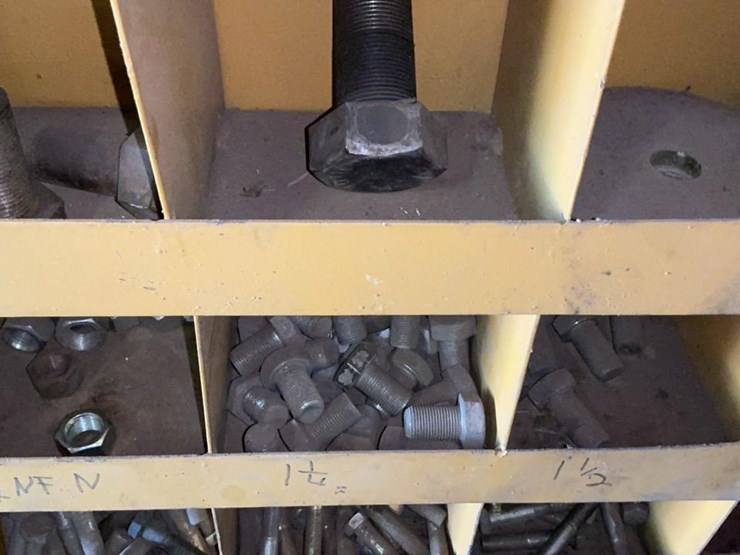 #122-•-nuts-and-bolts-racks-image-124