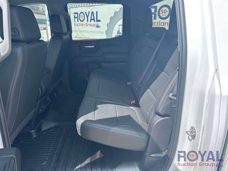 2021-chevrolet-silverado-1500-image-16