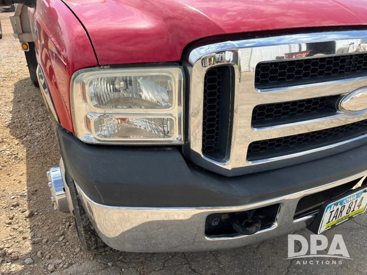 2006-ford-f350-xlt-image-9