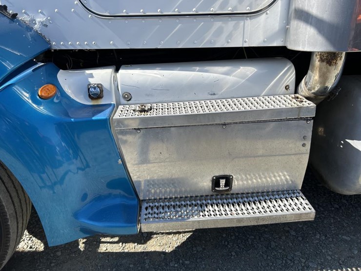 2007-peterbilt-386-image-61