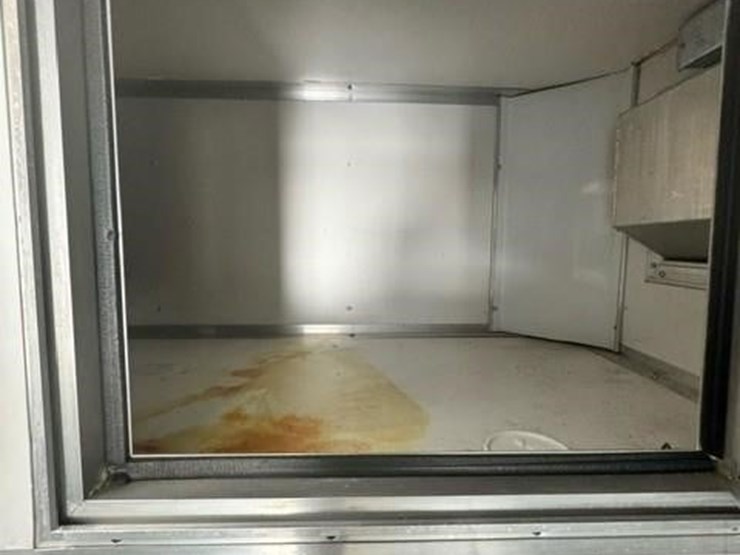 2011-custom-trailer-image-36