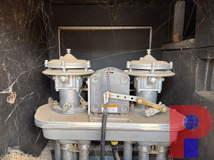 stamford-100kw-3-phase-ac-generator-p/b:-8-cylinder-natural-gas-engine-image-7