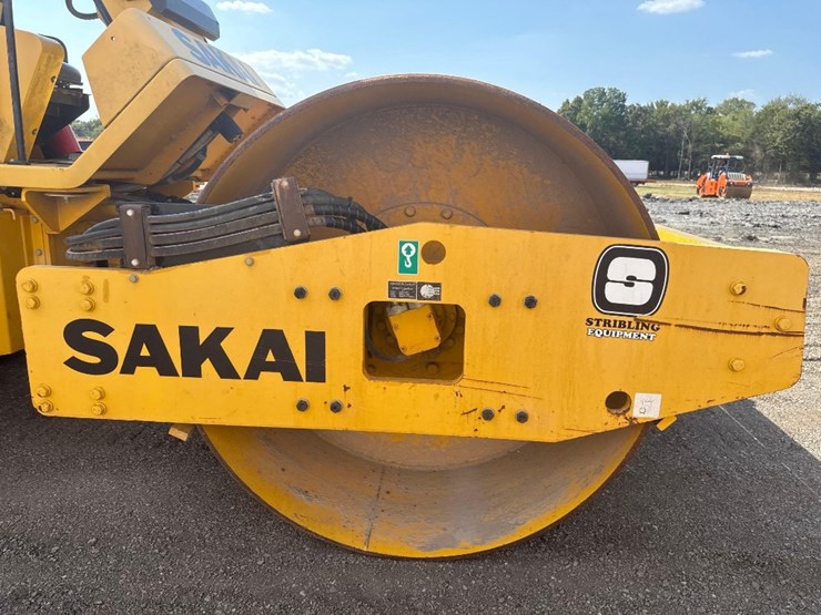 sakai-sv544-smooth-drum-roller-image-10