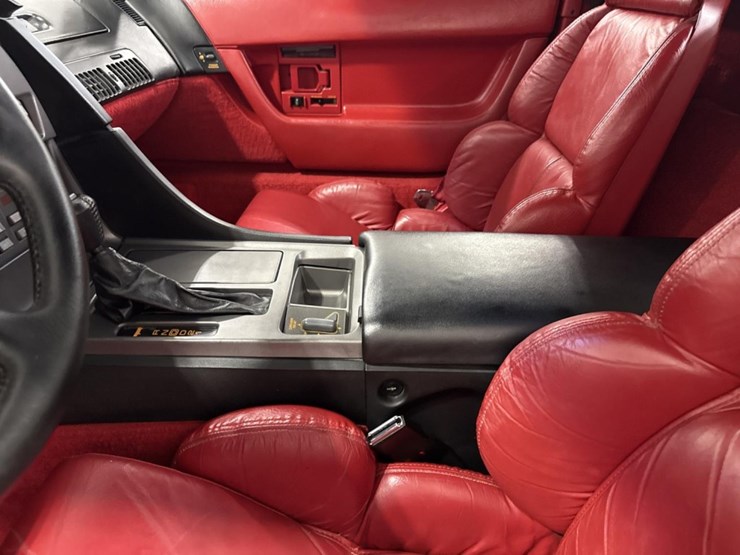 #1399-•-1990-chevrolet-corvette-convertible-car-image-40