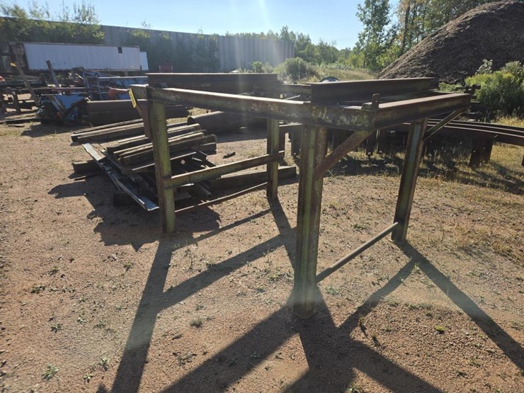 #2788-•-steel-stand-image-2