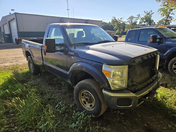 2011-ford-f250-image-5