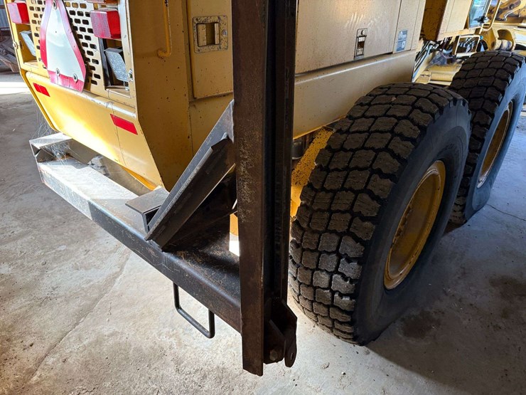 1994-deere-770bh-image-16