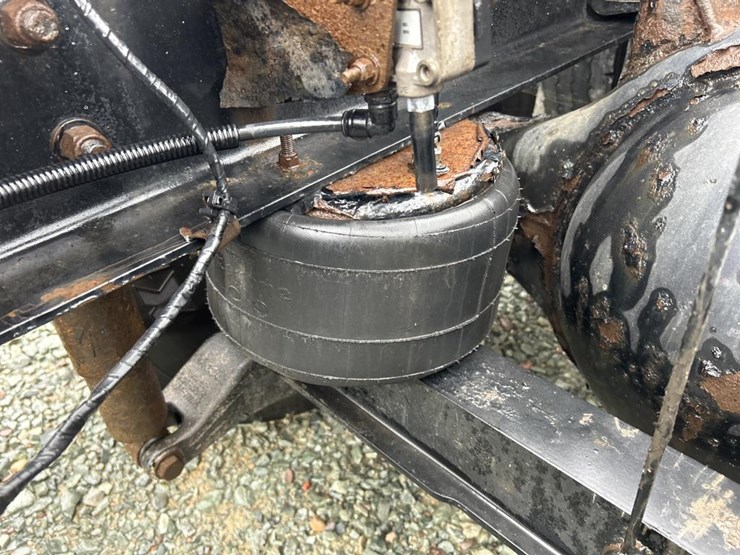 2018-kenworth-t680-image-18