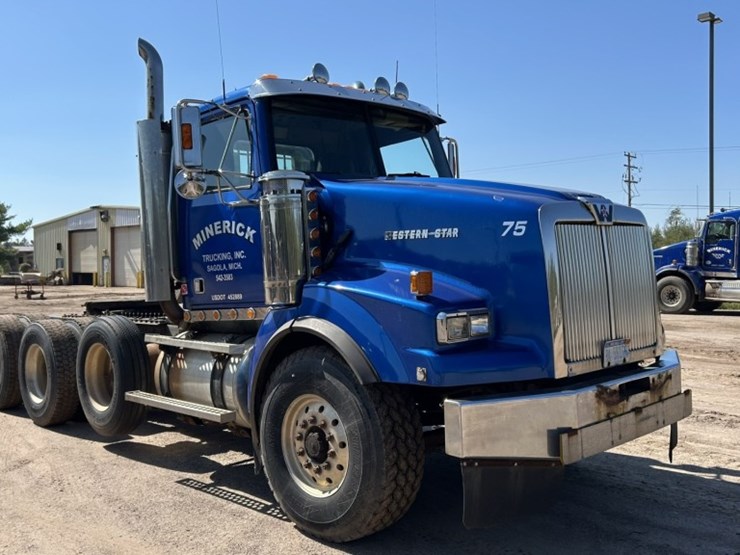 #1751-•-western-star-tri-axle-day-cab-truck-tractor-image-7