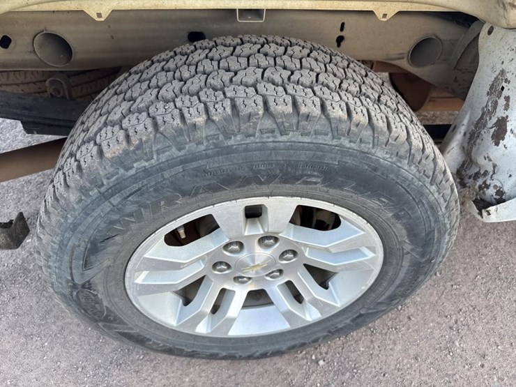 2019-chevrolet-1500-image-38