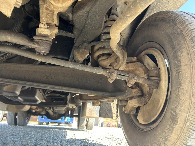 1997-ford-f350-xlt-image-30