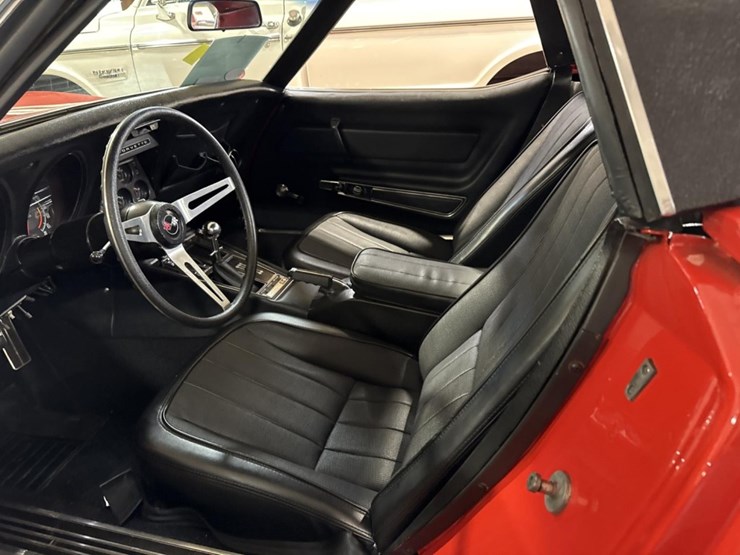 #1390-•-1969-chevrolet-corvette-stingray-car-image-37