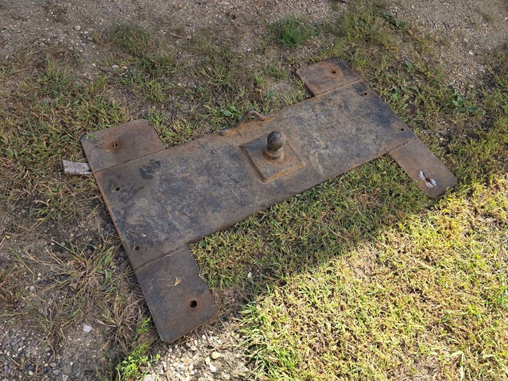 5th-wheel-plate-our-of-a-fork-pickup,-4-bolt-pattern,-2-5/16”-ball-image-4
