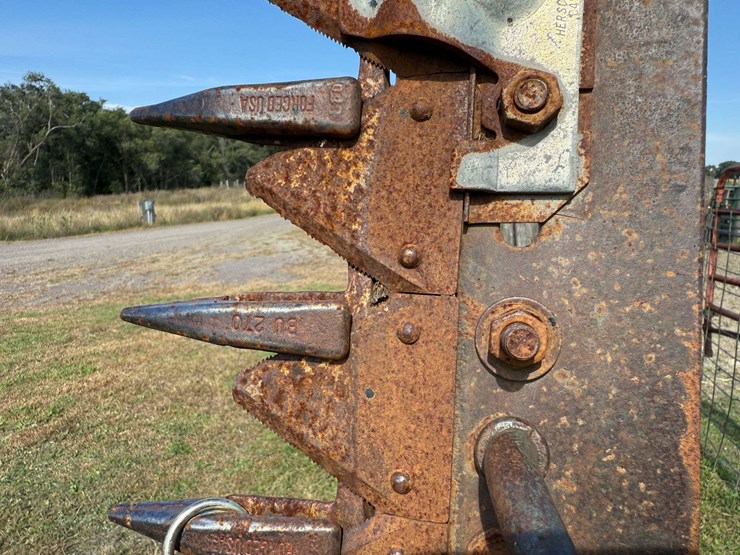 john-deere-no.-11-sickle-mower,-9’-bar,-with-cylinder,-*needs-a-new-pitman*,-rivet-sections.-this-it-image-6