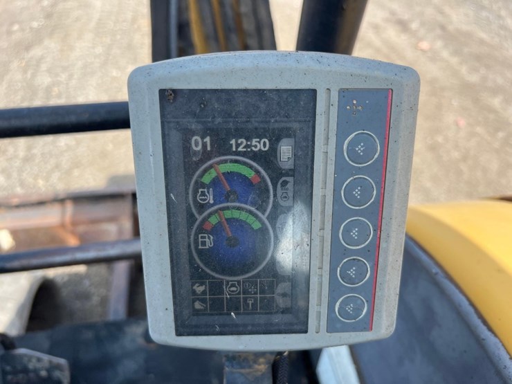 2014-caterpillar-305e-cr-image-36