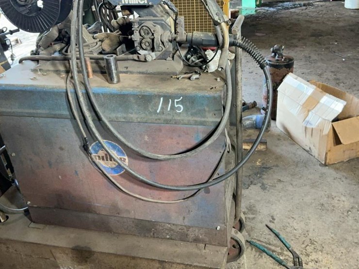 #115-•-miller-deltaweld-450-welder-image-6