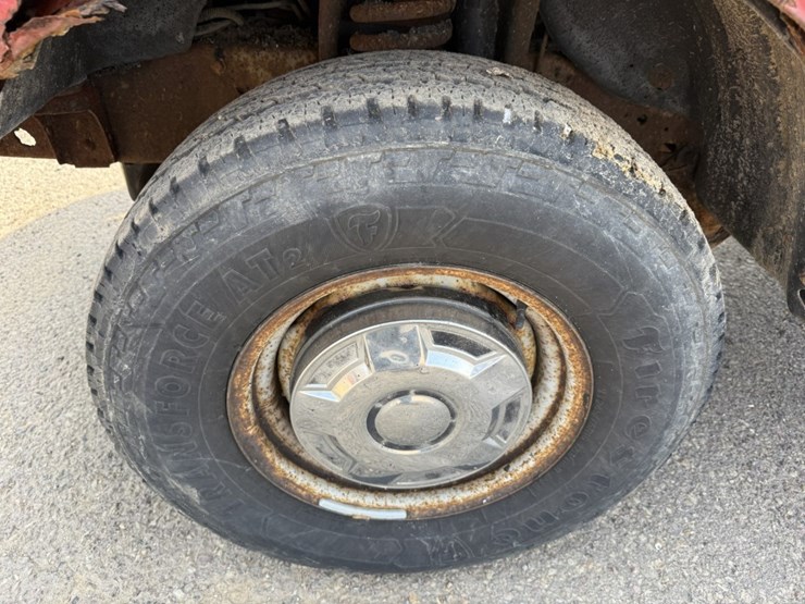 1996-ford-f350-xl-image-56