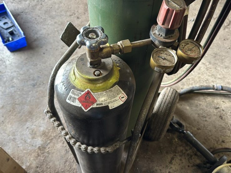 #127-•-oxygen-torch-tank-&-acetylene-tank-with-cart-image-3