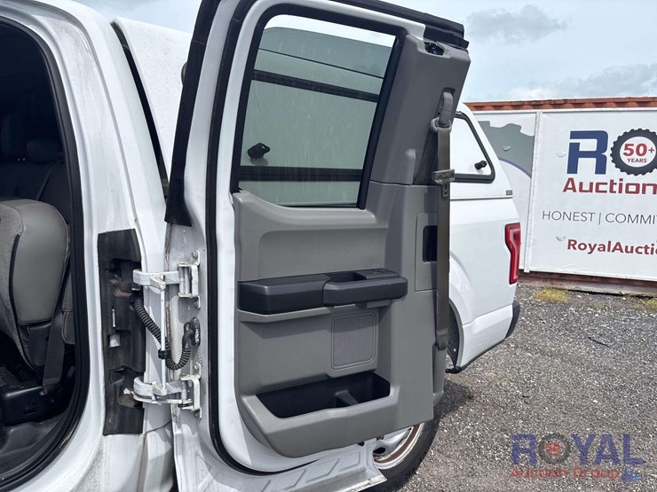 2015-ford-f150-image-16