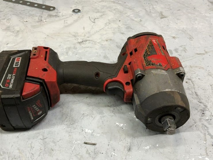 #100-•-milwaukee-1/2”-impact-image-5