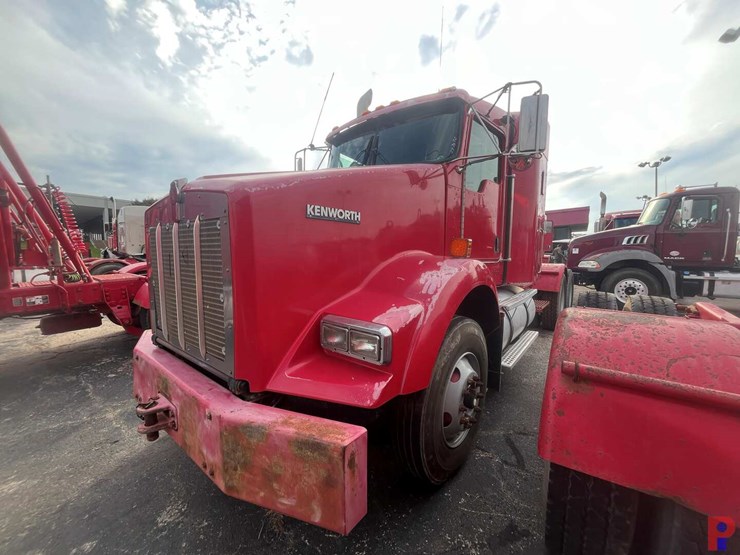 2009-kenworth-t800-image-5