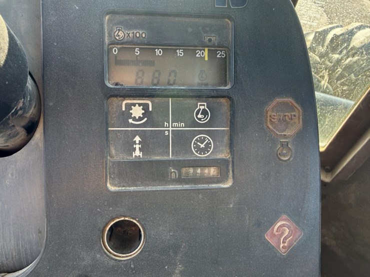 john-deere-8450-image-34