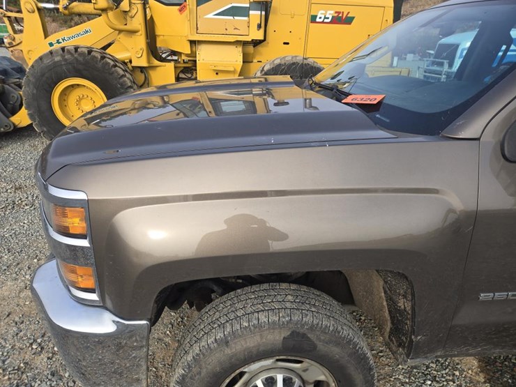 2015-chevrolet-2500-image-9