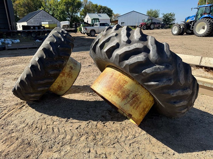 john-deere-4240-image-2