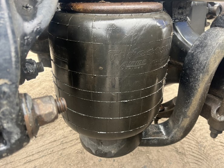 2020-kenworth-t680-image-58