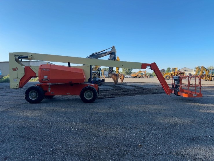 2013-jlg-800aj-image-6