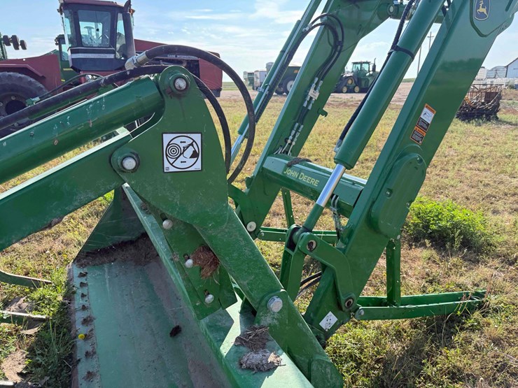 2020-john-deere-6175r-image-21