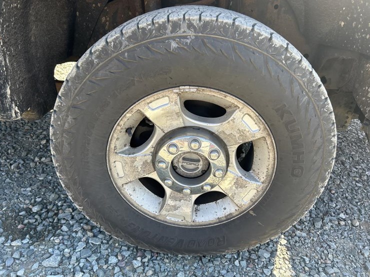 2010-ford-f250-xlt-image-75