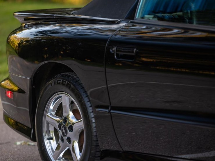#2284-•-2002-pontiac-firebird-trans-am-convertible-image-33